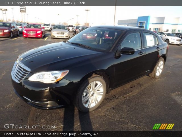 2013 Chrysler 200 Touring Sedan in Black
