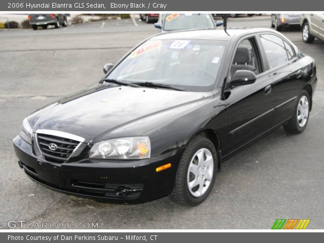 2006 Hyundai Elantra GLS Sedan in Ebony Black
