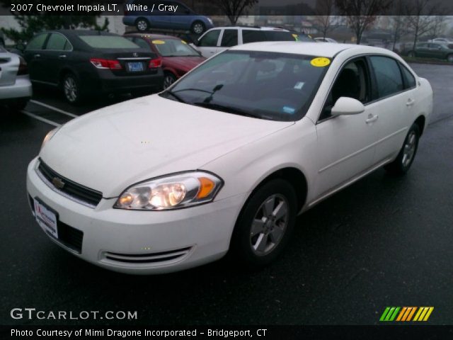 2007 Chevrolet Impala LT in White