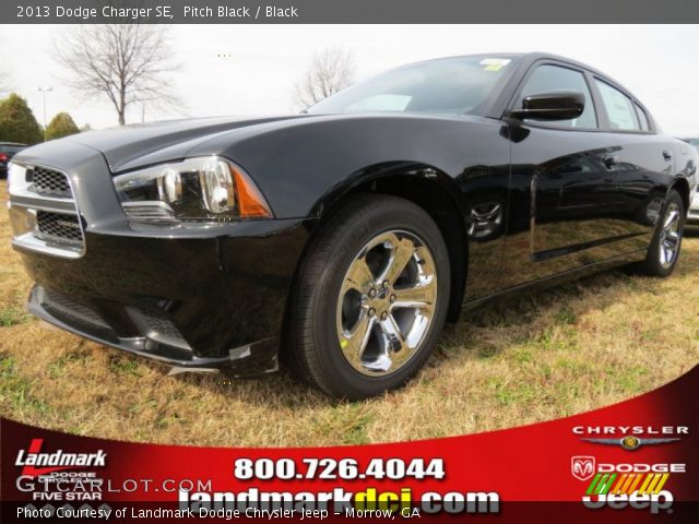 2013 Dodge Charger SE in Pitch Black
