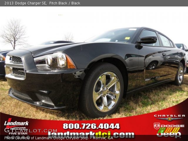 2013 Dodge Charger SE in Pitch Black
