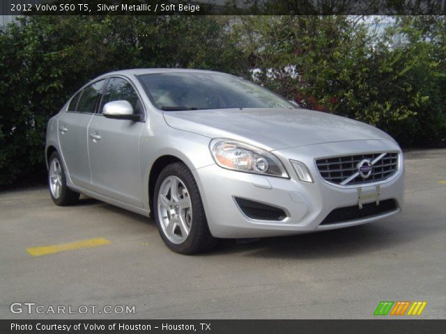 2012 Volvo S60 T5 in Silver Metallic