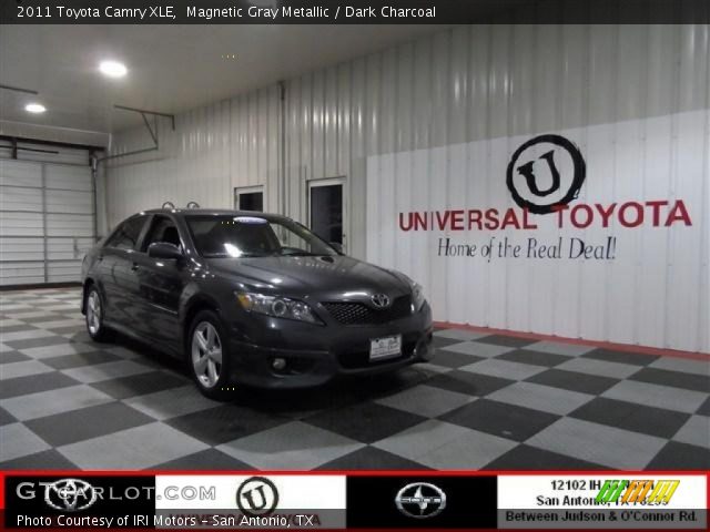 2011 Toyota Camry XLE in Magnetic Gray Metallic