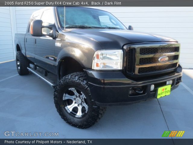 2005 Ford F250 Super Duty FX4 Crew Cab 4x4 in Black