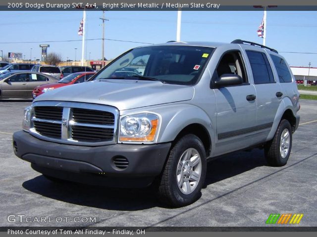 2005 Dodge Durango SXT 4x4 in Bright Silver Metallic