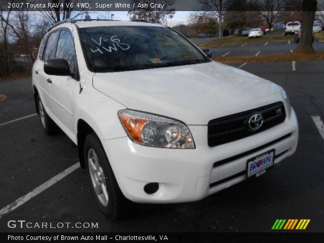 2007 Toyota RAV4 V6 4WD in Super White