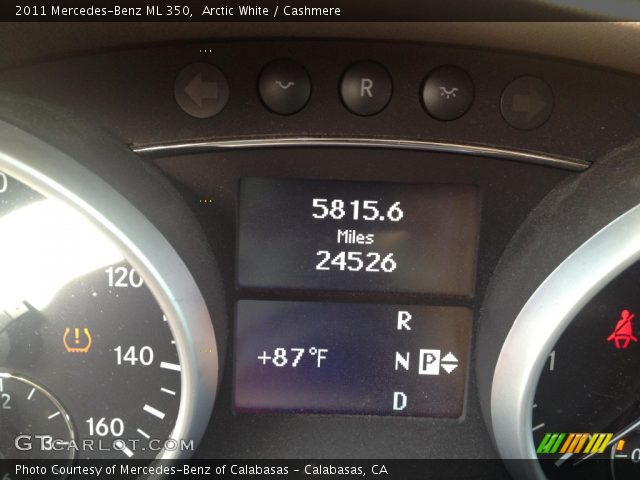 2011 Mercedes-Benz ML 350 in Arctic White