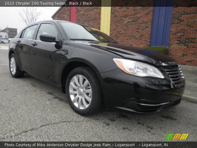 2013 Chrysler 200 Touring Sedan in Black