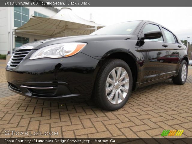 2013 Chrysler 200 Touring Sedan in Black