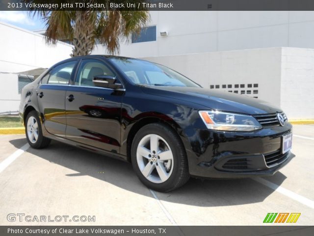 2013 Volkswagen Jetta TDI Sedan in Black Uni