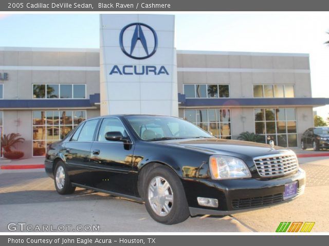 2005 Cadillac DeVille Sedan in Black Raven