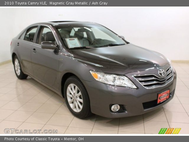 2010 Toyota Camry XLE in Magnetic Gray Metallic