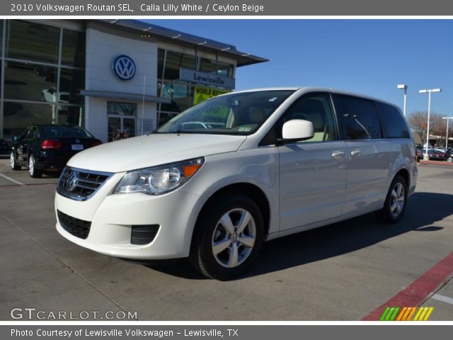 2010 Volkswagen Routan SEL in Calla Lilly White