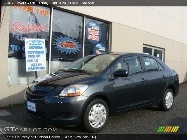 2007 Toyota Yaris Sedan in Flint Mica