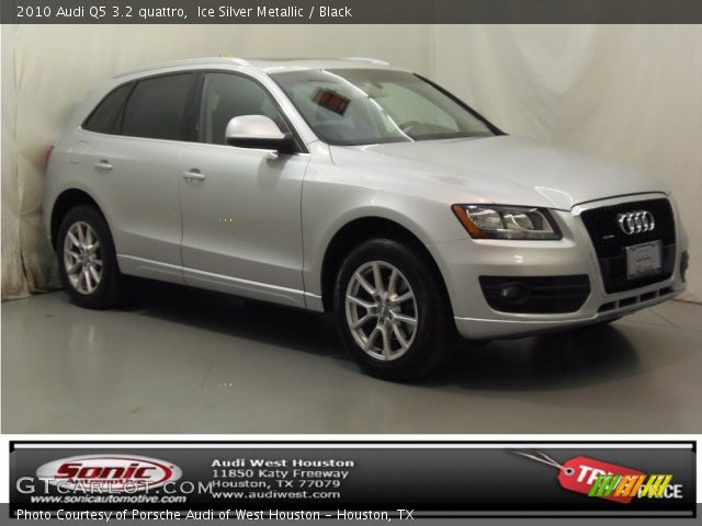 2010 Audi Q5 3.2 quattro in Ice Silver Metallic