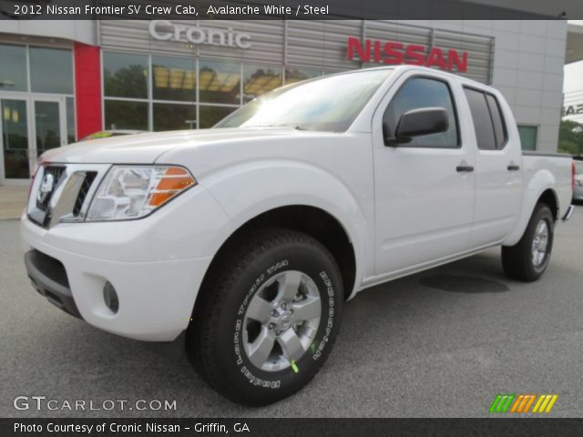 2012 Nissan Frontier SV Crew Cab in Avalanche White