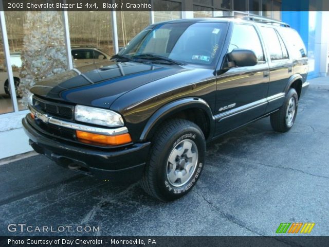 2003 Chevrolet Blazer LS 4x4 in Black