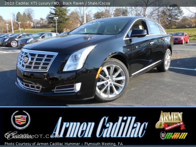 2013 Cadillac XTS Luxury FWD in Black Raven