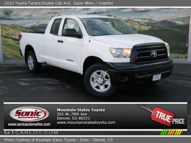 2013 Toyota Tundra Double Cab 4x4 in Super White