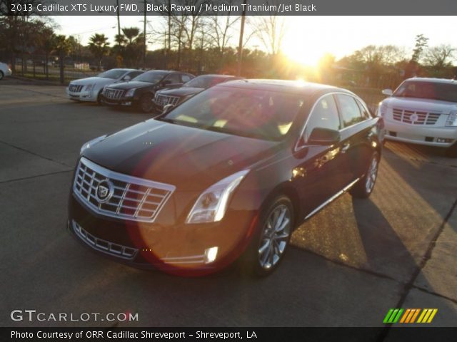 2013 Cadillac XTS Luxury FWD in Black Raven