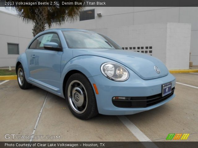 2013 Volkswagen Beetle 2.5L in Denim Blue