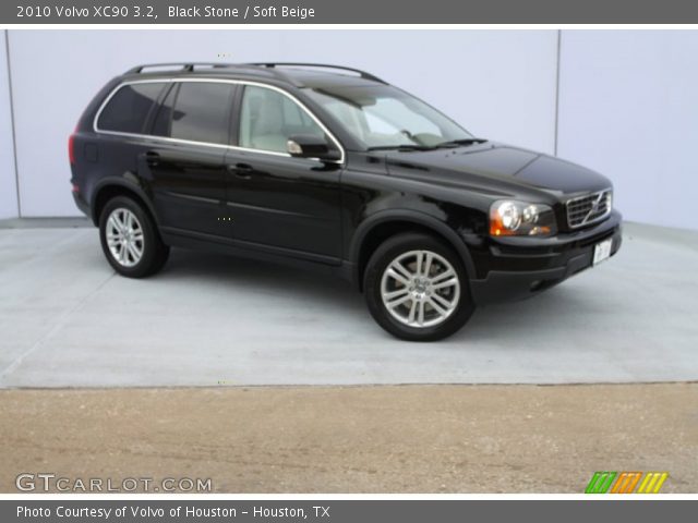 2010 Volvo XC90 3.2 in Black Stone