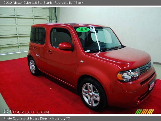 Red nissan cube picture #5