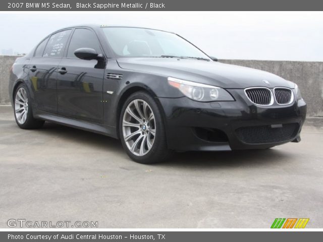 2007 BMW M5 Sedan in Black Sapphire Metallic