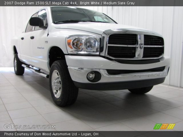 2007 Dodge Ram 1500 SLT Mega Cab 4x4 in Bright White