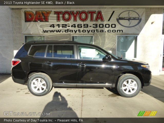 2013 Toyota Highlander SE 4WD in Black