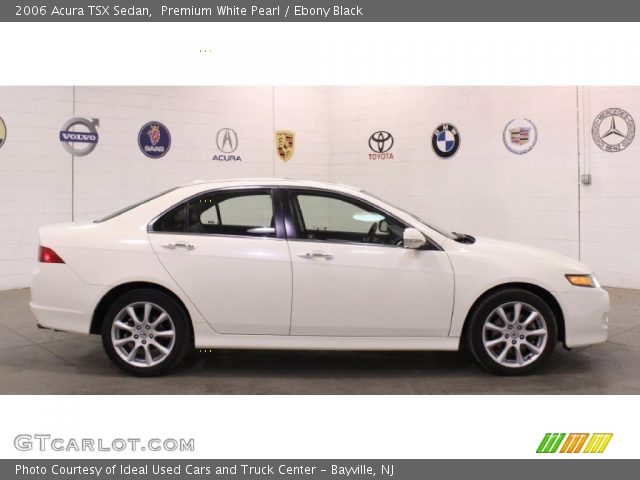 2006 Acura TSX Sedan in Premium White Pearl