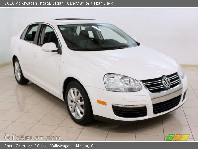 2010 Volkswagen Jetta SE Sedan in Candy White