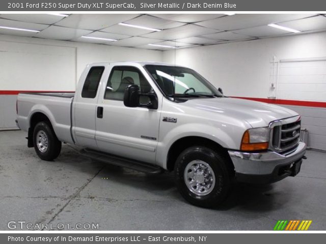 2001 Ford F250 Super Duty XLT SuperCab in Silver Metallic
