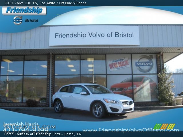 2013 Volvo C30 T5 in Ice White