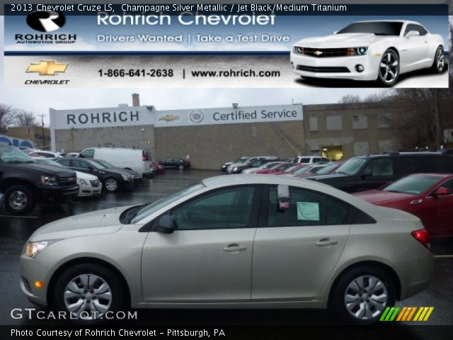 2013 Chevrolet Cruze LS in Champagne Silver Metallic