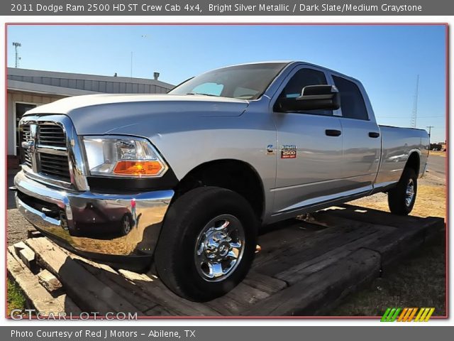 2011 Dodge Ram 2500 HD ST Crew Cab 4x4 in Bright Silver Metallic