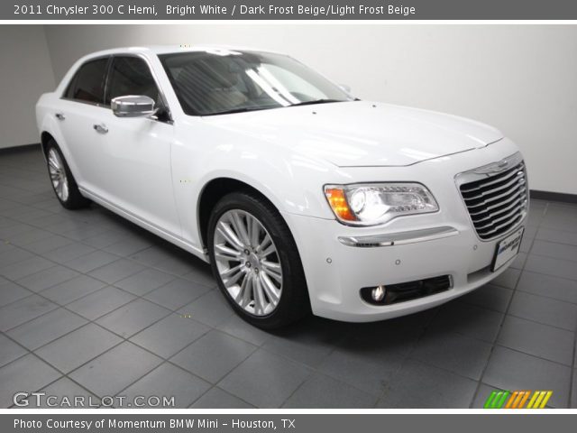2011 Chrysler 300 C Hemi in Bright White