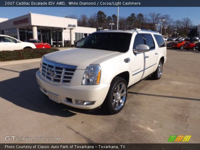 2007 Cadillac Escalade ESV AWD in White Diamond