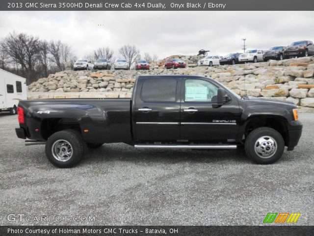 2013 GMC Sierra 3500HD Denali Crew Cab 4x4 Dually in Onyx Black