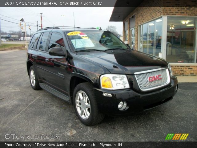 2007 GMC Envoy Denali 4x4 in Onyx Black