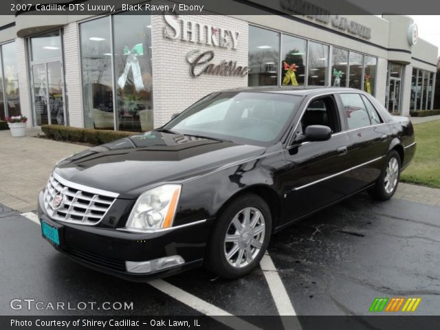2007 Cadillac DTS Luxury in Black Raven