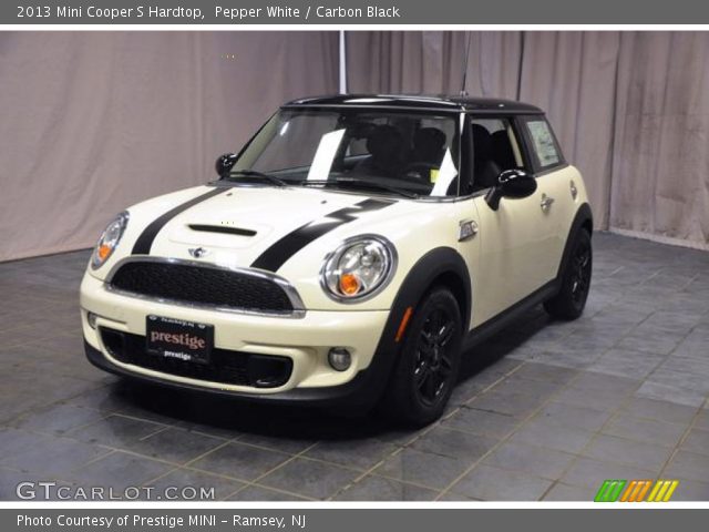 2013 Mini Cooper S Hardtop in Pepper White