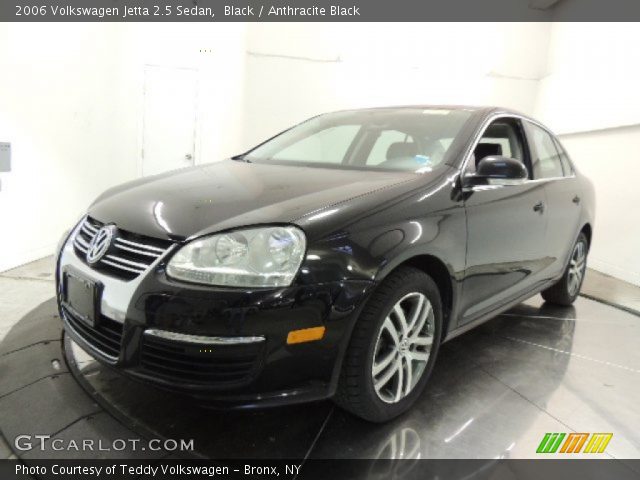 2006 Volkswagen Jetta 2.5 Sedan in Black