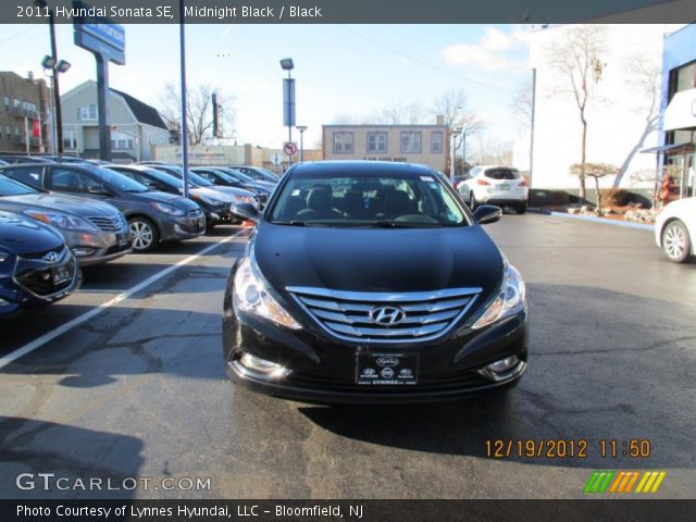 2011 Hyundai Sonata SE in Midnight Black