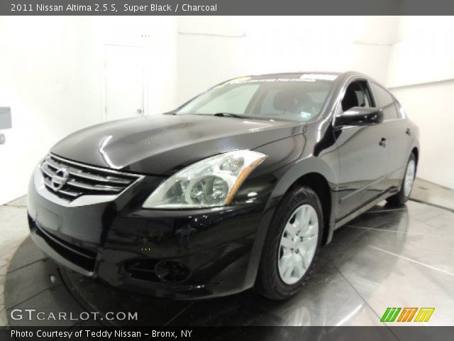 2011 Nissan Altima 2.5 S in Super Black
