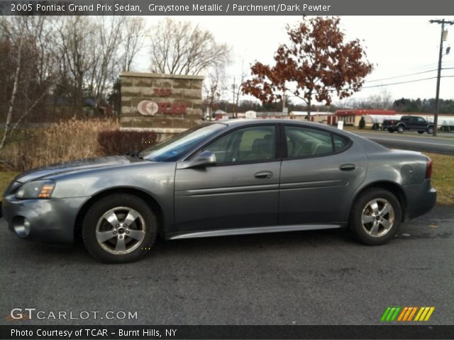 2005 Pontiac Grand Prix Sedan in Graystone Metallic