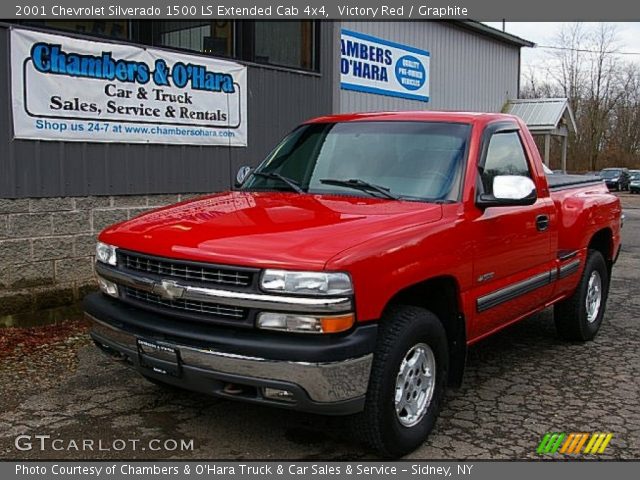 2001 Chevrolet Silverado 1500 LS Extended Cab 4x4 in Victory Red