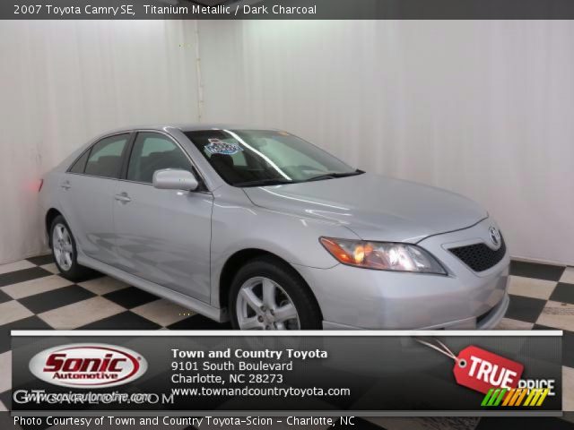 2007 Toyota Camry SE in Titanium Metallic