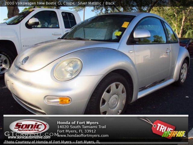 2000 Volkswagen New Beetle GL Coupe in Silver Metallic