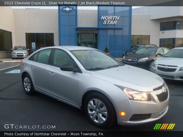 2013 Chevrolet Cruze LS in Silver Ice Metallic